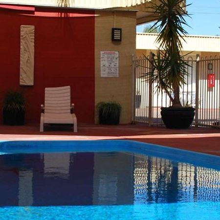 Desert Sand Motor Inn Broken Hill Kültér fotó