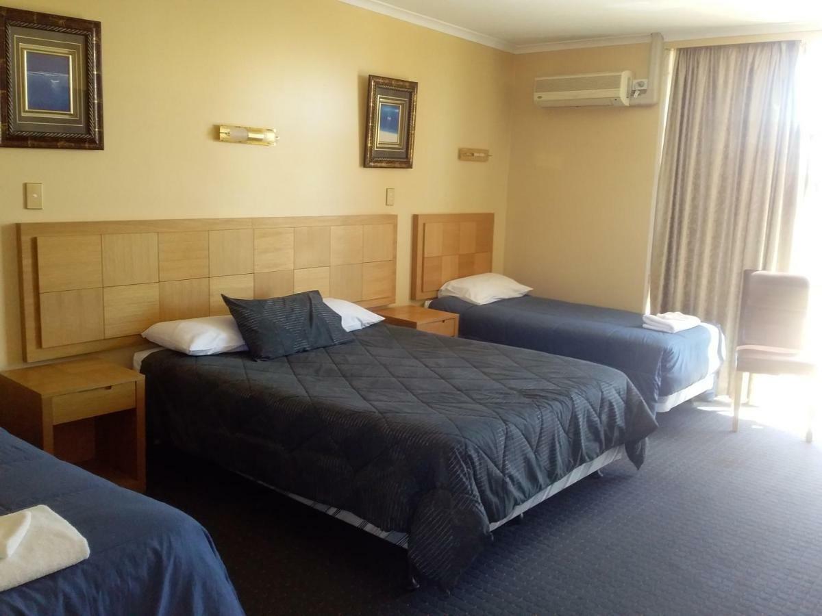 Desert Sand Motor Inn Broken Hill Kültér fotó